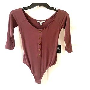 Express 1/2 sleeve bodysuit